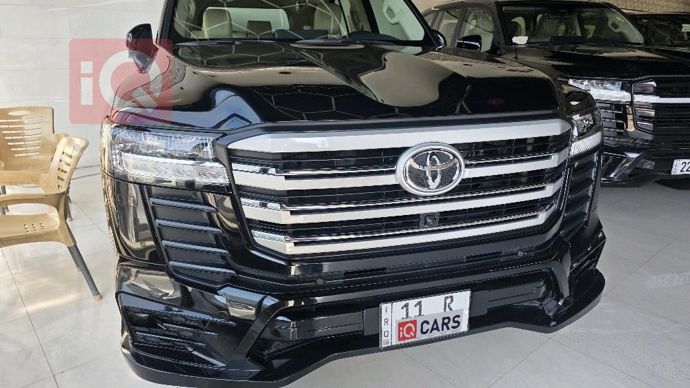 تويوتا لاندكروزر